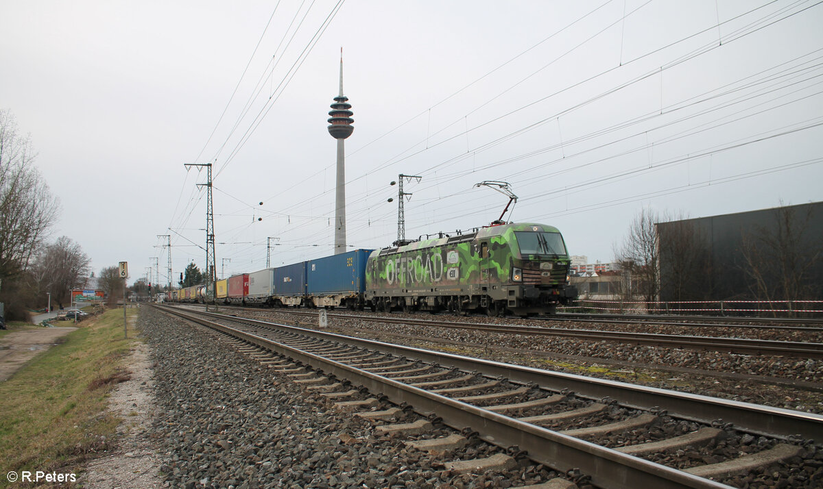 193 234-2  Grüner Offroad  mit KLV Zug in Nürnberg Hohe Marter. 18.02.24