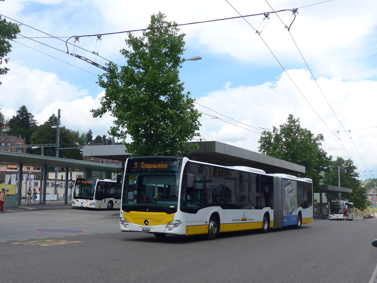 (193'945) - VBSH Schaffhausen - Nr. 9/SH 38'009 - Mercedes am 10. Juni 2018 beim Bahnhof Schaffhausen