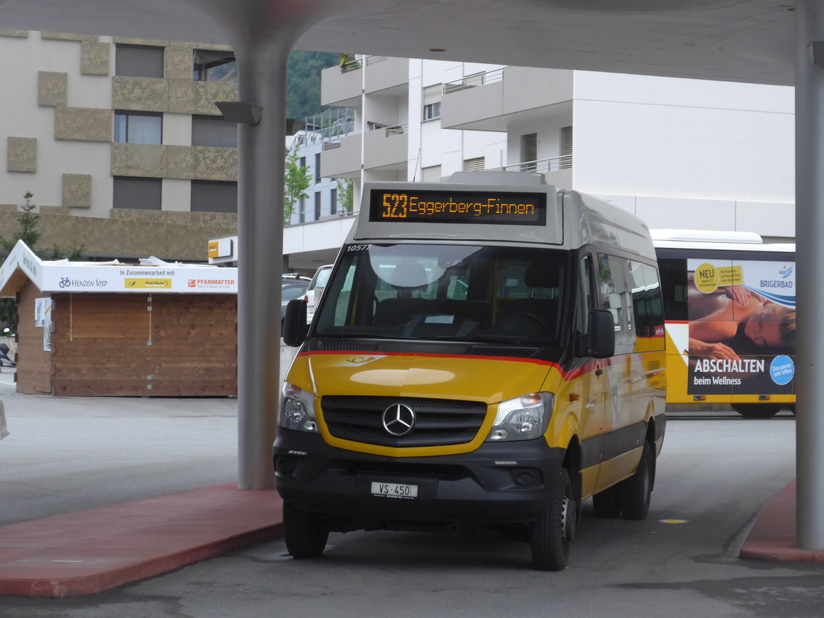 (194'908) - BUS-trans, Visp - VS 450 - Mercedes am 21. Juli 2018 beim Bahnhof Visp