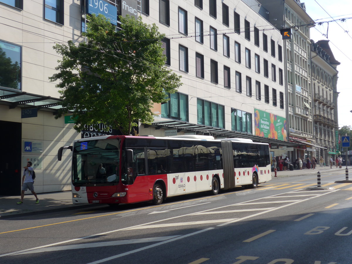 (195'648) - TPF Fribourg - Nr. 596/FR 300'398 - Mercedes am 5. August 2018 beim Bahnhof Fribourg