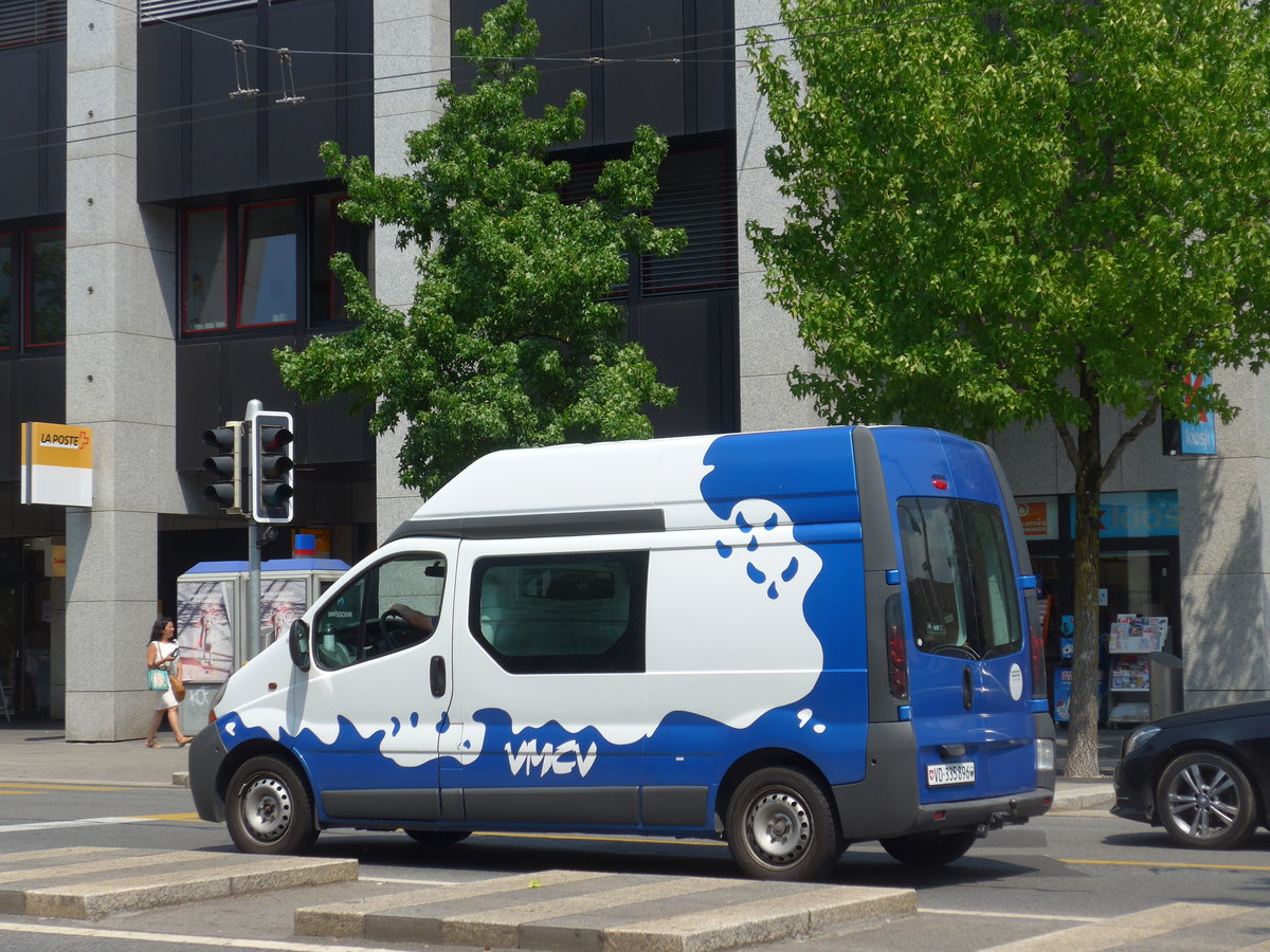 (195'694) - VMCV Clarens - Nr. 51/VD 335'896 - Renault am 6. August 2018 in Vevey, Post