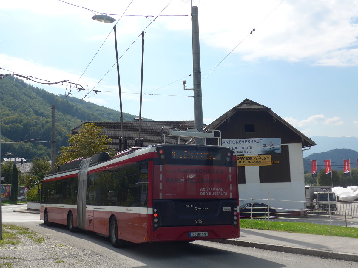 (197'194) - OBUS Salzburg - Nr. 342/S 401 SM - Solaris Gelenktrolleybus am 13. September 2018 in Mayrwies, Daxluegstrasse