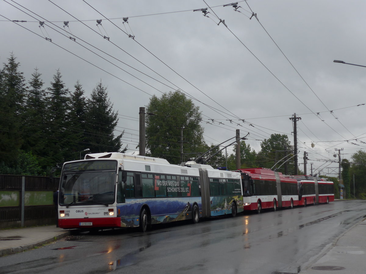 (197'418) - OBUS Salzburg - Nr. 288/S 163 KW - Van Hool Gelenktrolleybus am 14. September 2018 beim Bahnhof Salzburg Sd