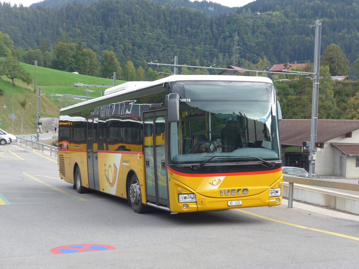 (197'949) - TPC Aigle - Nr. CP09/VD 1332 - Iveco am 23. September 2018 beim Bahnhof Le Spey