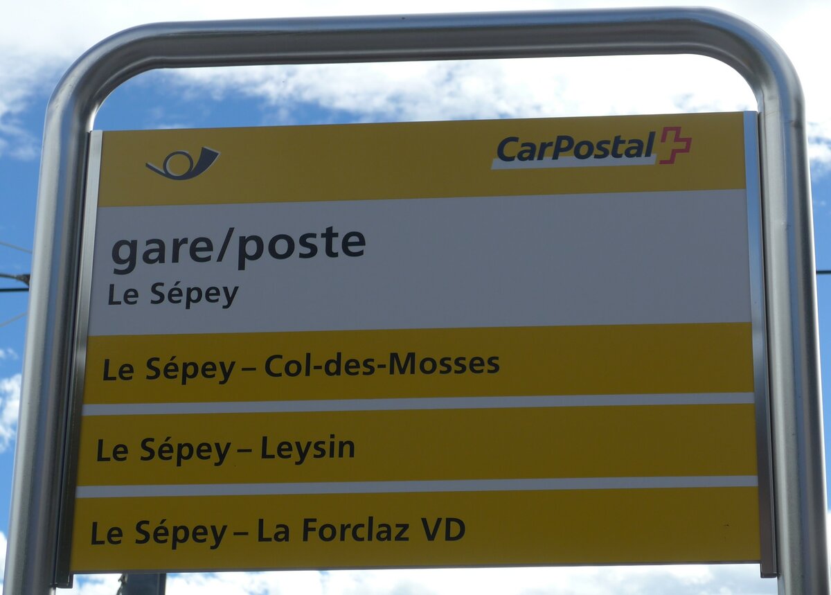 (197'950) - PostAuto-Haltestellenschild - Le S�pey, gare/poste - am 23. September 2018