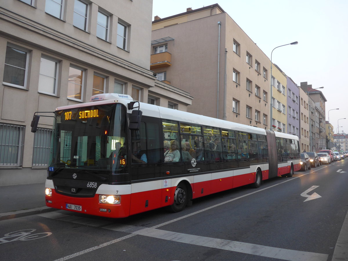 (198'472) - DPP Praha - Nr. 6858/4AI 7035 - SOR am 18. Oktober 2018 in Praha, N�draz� Podbaba