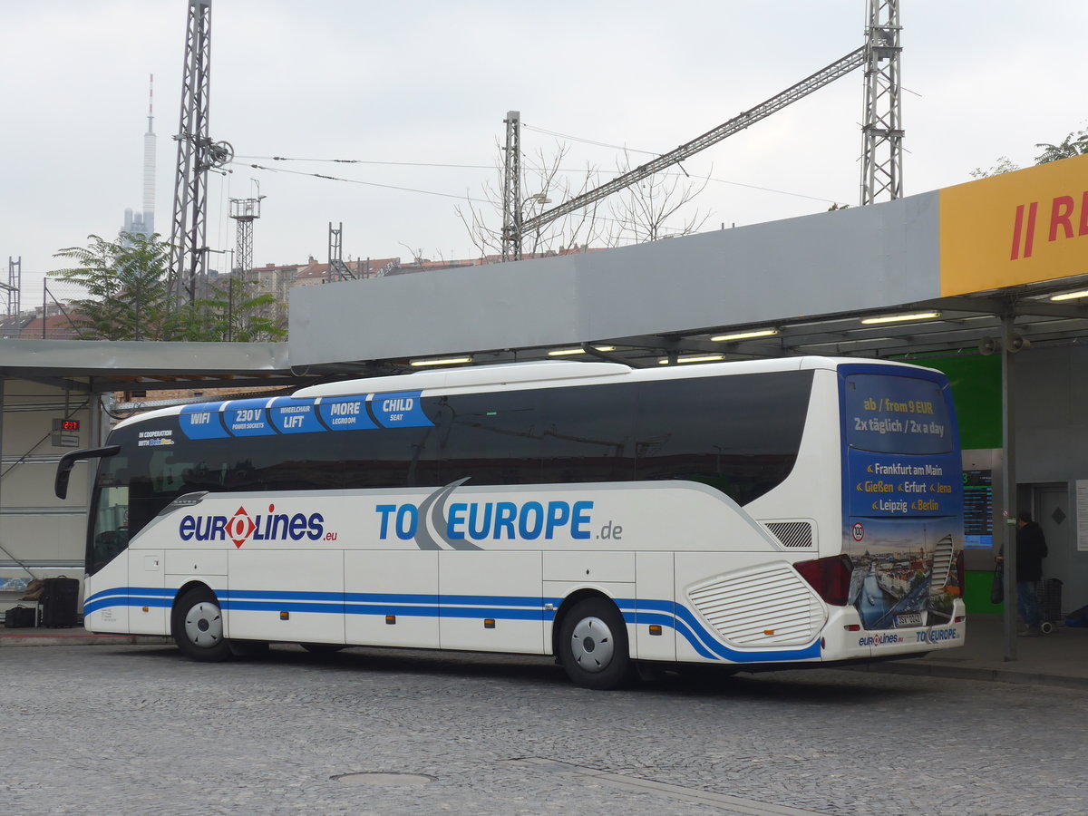 (198'605) - To Europe, Rudn - 3SV 0242 - Setra am 19. Oktober 2018 in Praha, Florenc