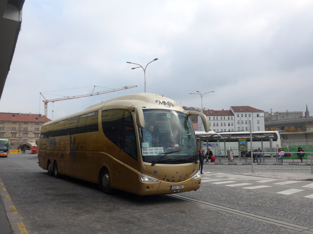 (198'633) - MiroBus, Cesk� L�pa - 3L8 7002 - Scania/Irizar am 19. Oktober 2018 in Praha, Florenc