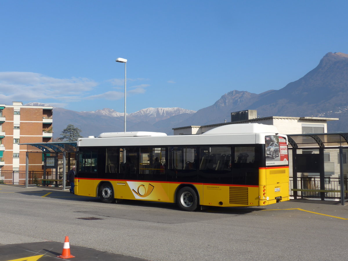 (199'739) - Autopostale, Croglio - TI 182'443 - Scania/Hess am 7. Dezember 2018 beim Bahnhof Lugano