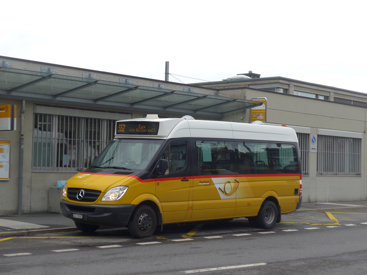 (199'808) - Lienert&Ehrler, Einsiedeln - SZ 70'167 - Mercedes am 8. Dezember 2018 beim Bahnhof Einsiedeln