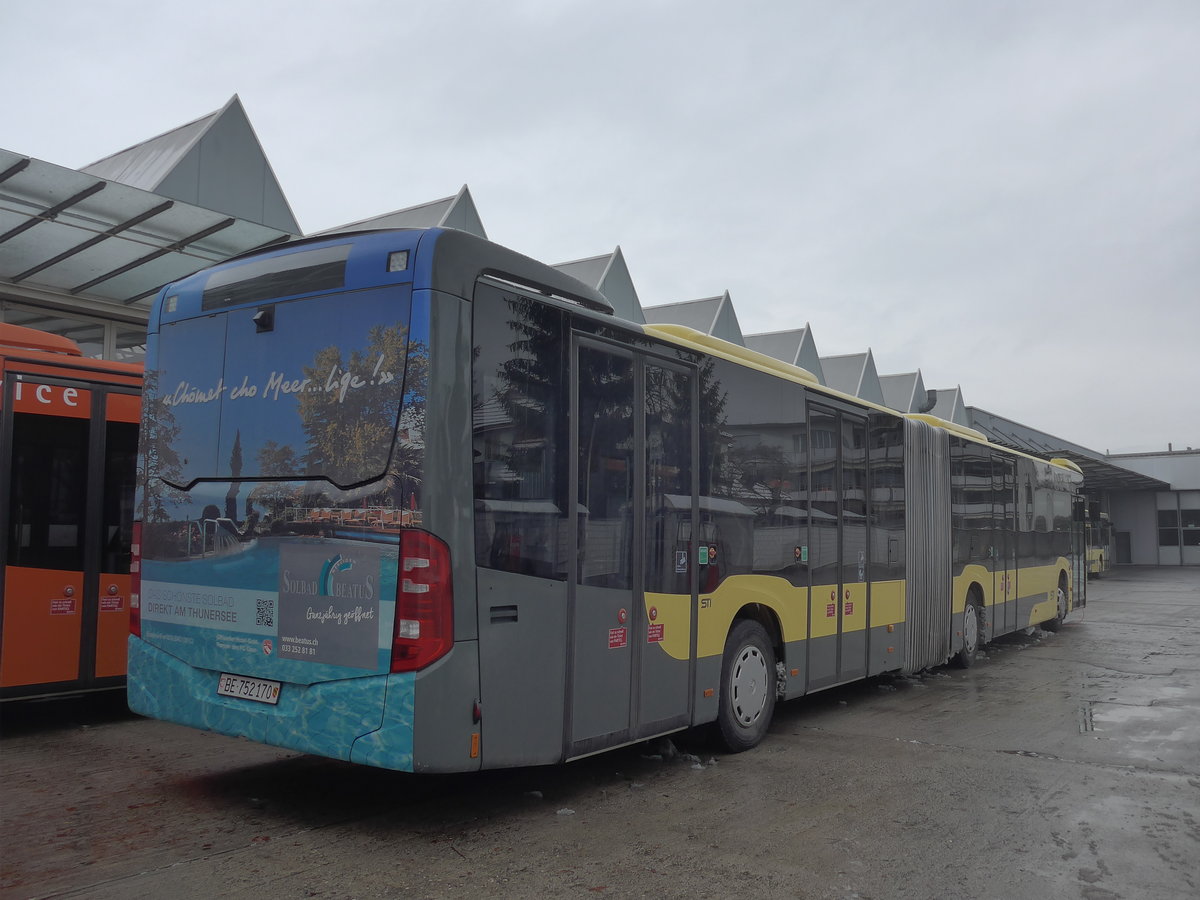 (199'966) - STI Thun - Nr. 170/BE 752'170 - Mercedes am 16. Dezember 2018 in Thun, Garage