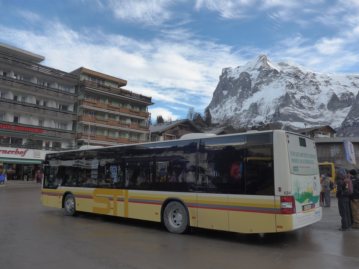 (200'475) - STI Thun - Nr. 124/BE 700'124 - MAN am 1. Januar 2019 beim Bahnhof Grindelwald (Einsatz AVG G.)