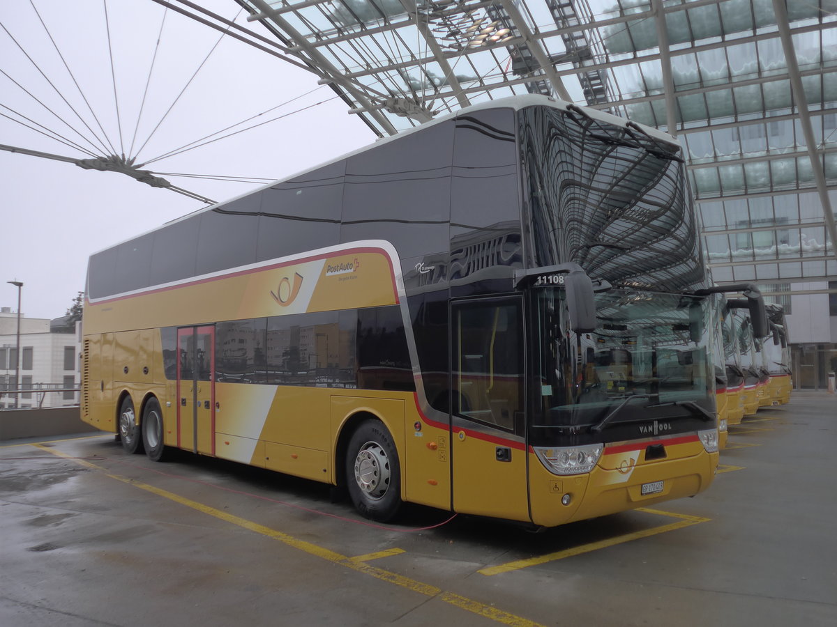 (201'380) - PostAuto Graub�nden - GR 170'403 - Van Hool am 2. Februar 2019 in Chur, Postautostation