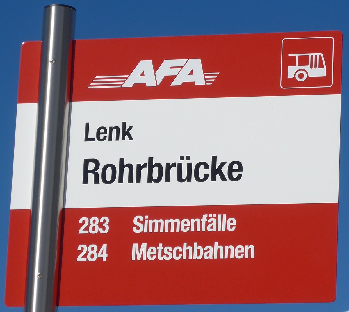 (201'678) - AFA-Haltestellenschild - Lenk, Rohrbr�cke - am 17. Februar 2019