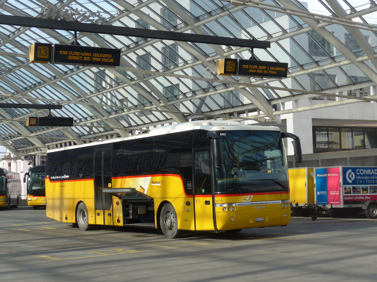 (201'832) - PostAuto Graub�nden - GR 107'702 - Van Hool am 2. M�rz 2019 in Chur, Postautostation