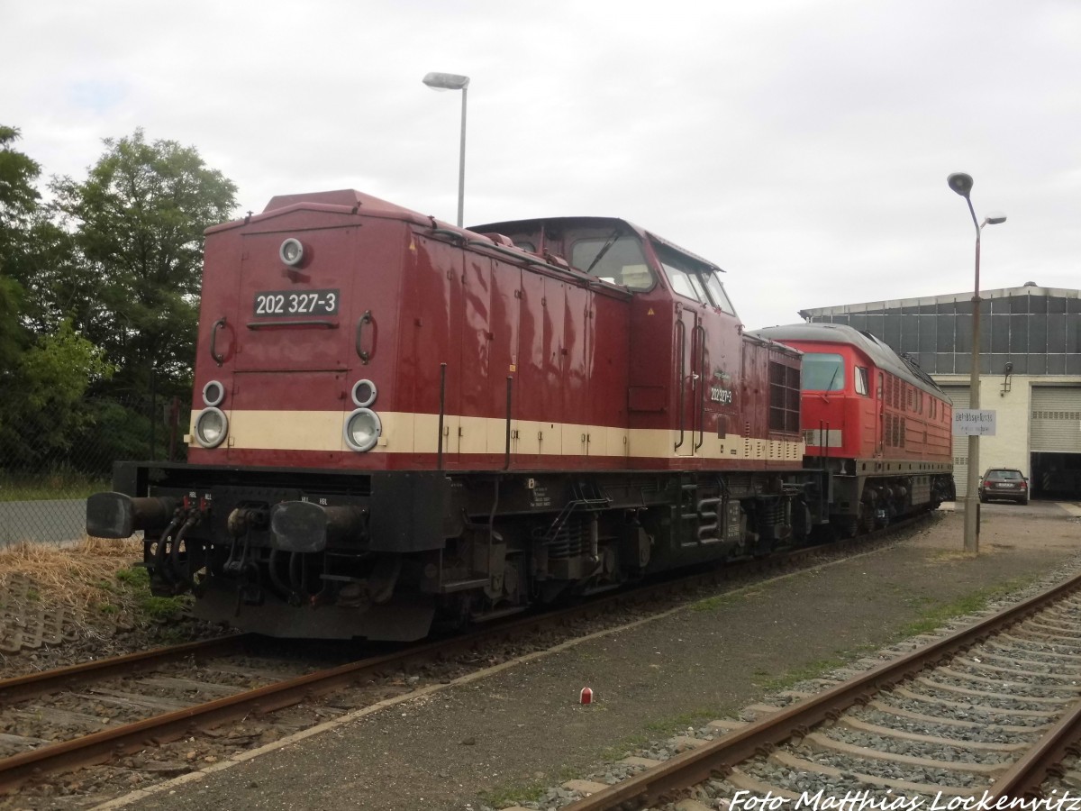202 327 und 232 229 auf dem LEG Gel�nde in Delitzsch am 29.6.15