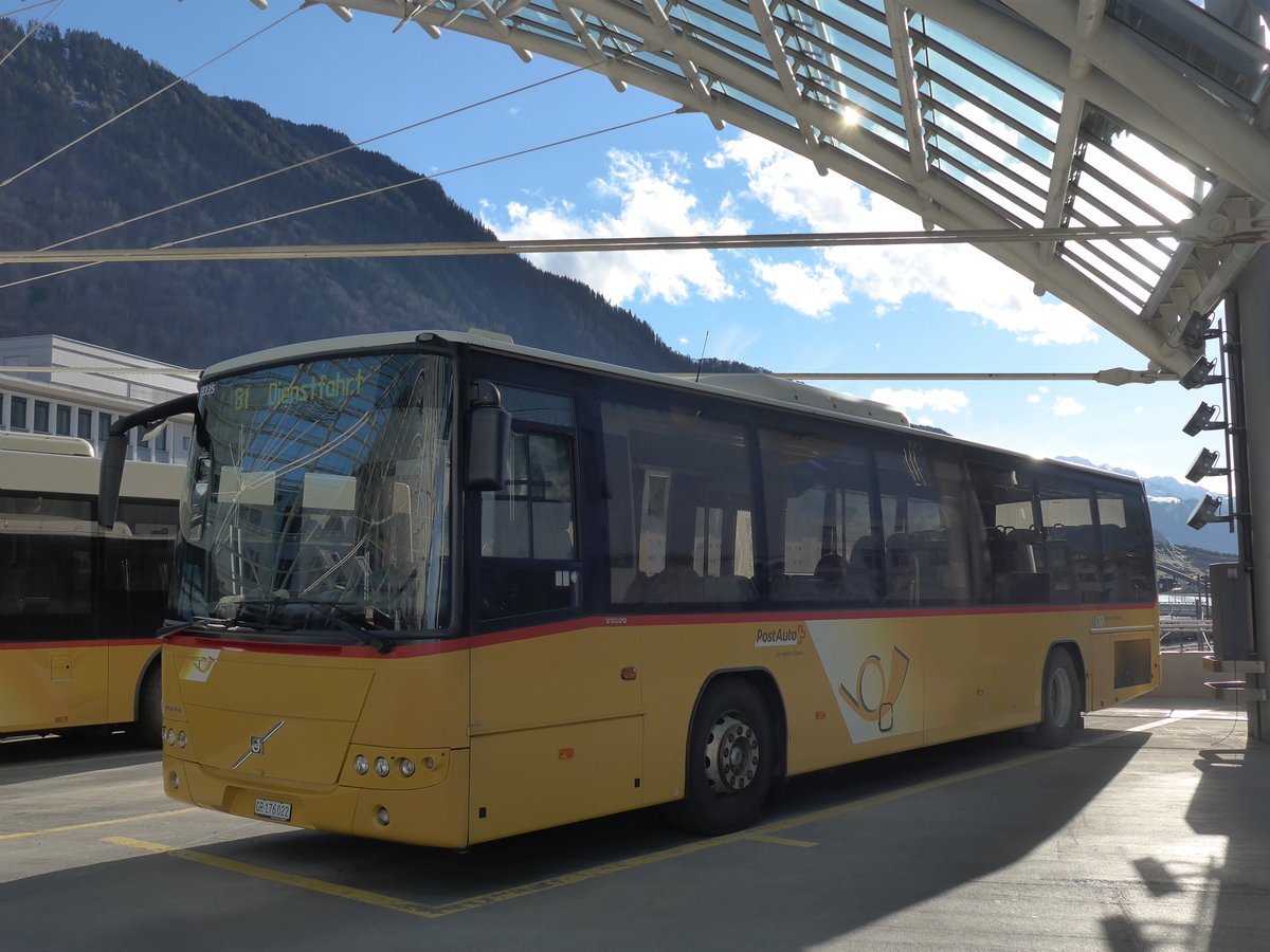 (202'140) - PostAuto Graub�nden (Ostschweiz) - GR 176'022 - Volvo (SG 267'063; ex AR 15'234; ex AR 14'857; ex Nef, Hemberg) am 10. M�rz 2019 in Chur, Postautostation