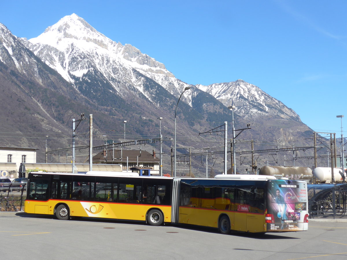(202'400) - Buchard, Leytron - VS 104'346 - MAN (ex Nr. 60) am 16. M�rz 2019 beim Bahnhof Martigny