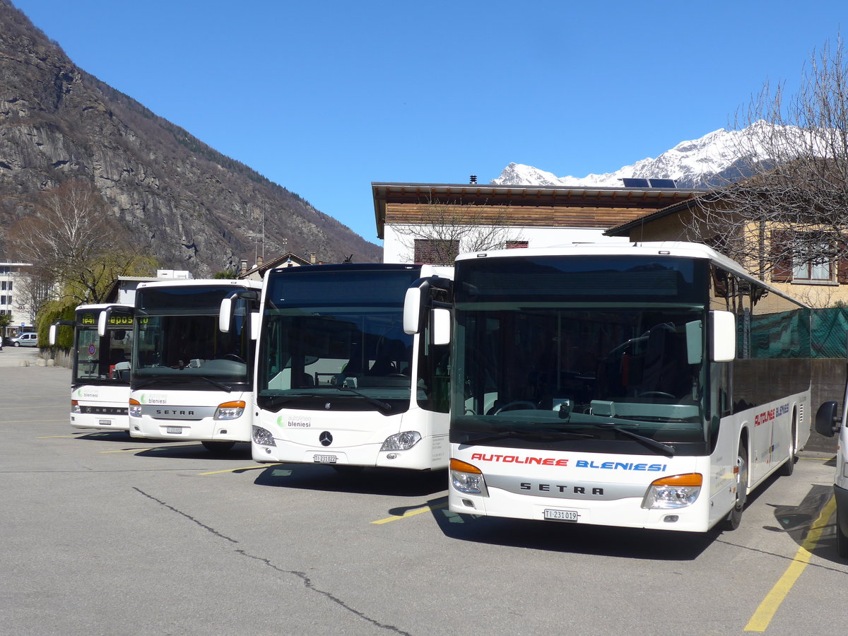 (202'564) - ABl Biasca - Nr. 19/TI 231'019 - Setra am 19. Mrz 2019 in Biasca, Garage