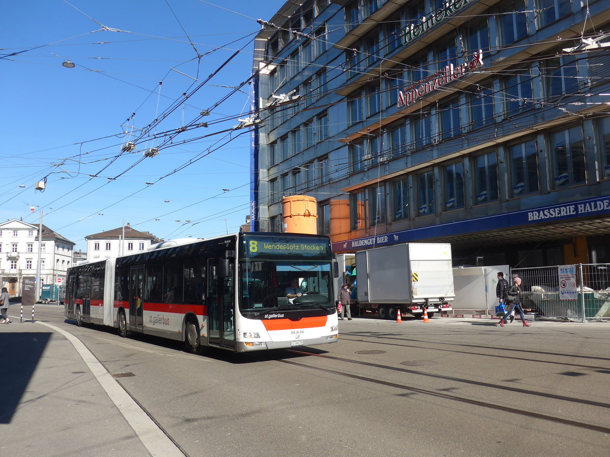 (202'759) - St. Gallerbus, St. Gallen - Nr. 295/SG 198'295 - MAN am 21. M�rz 2019 beim Bahnhof St. Gallen