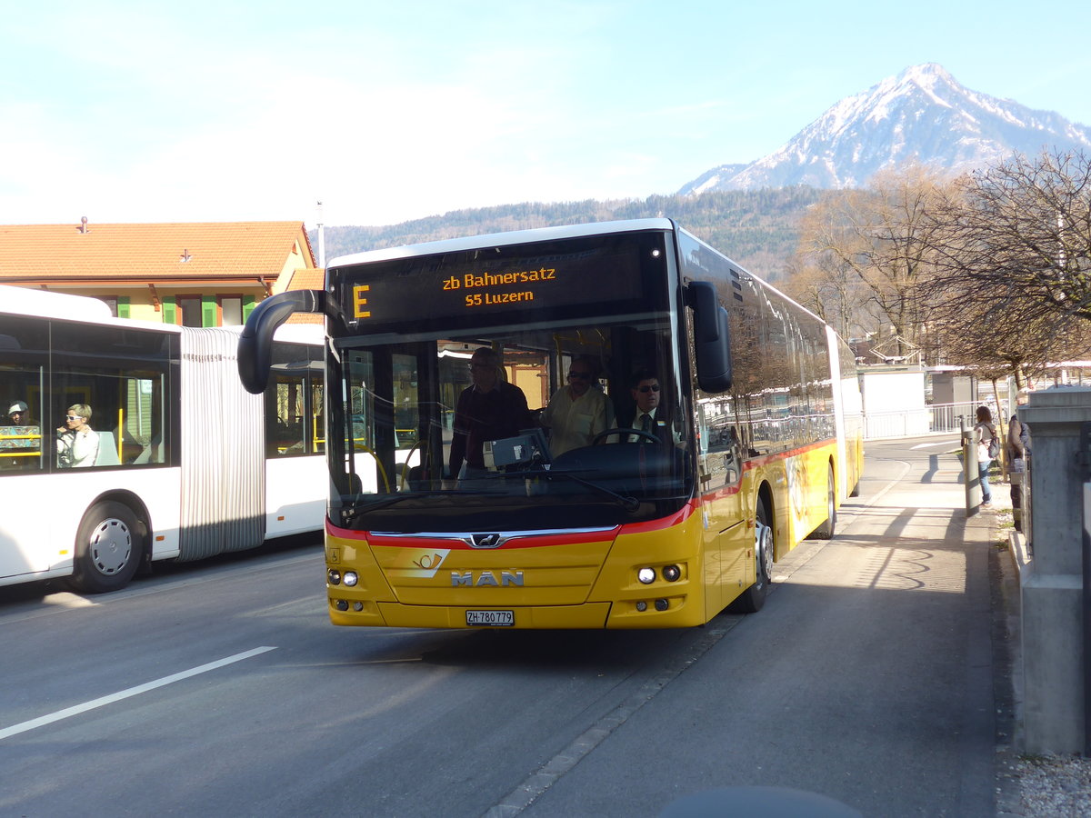 (202'887) - PostAuto Zrich - Nr. 361/ZH 780'779 - MAN am 22. Mrz 2019 beim Bahnhof Alpnachstad