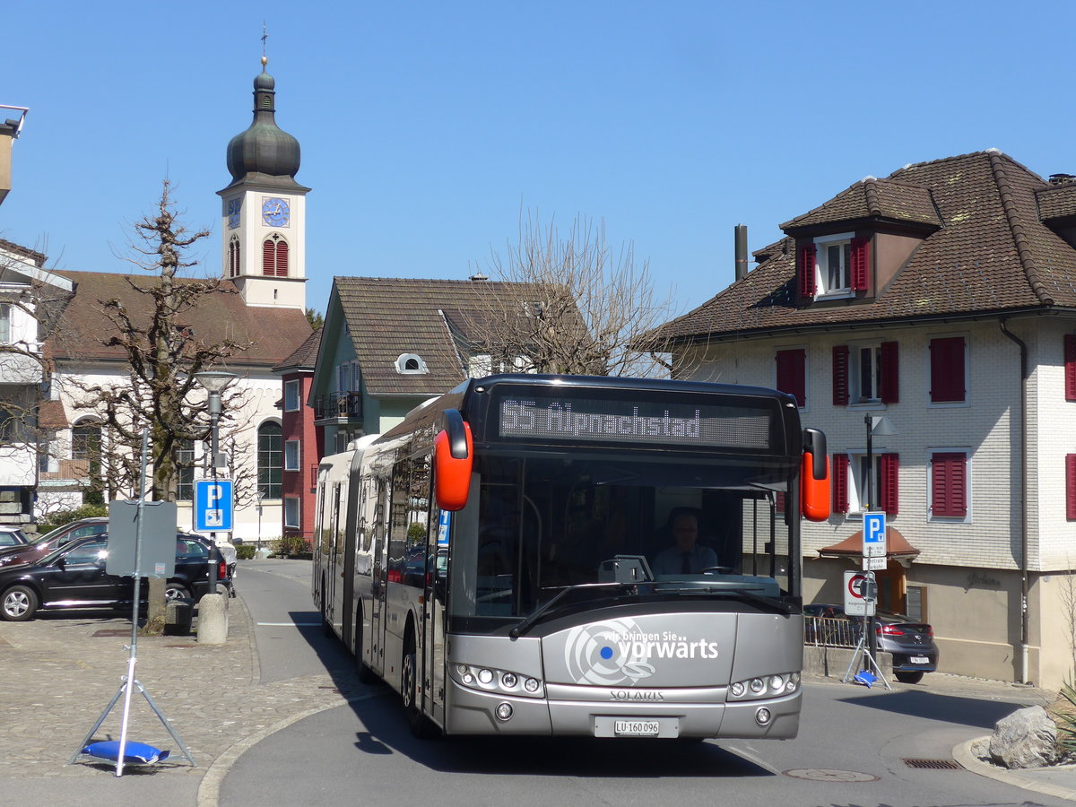 (203'330) - AAGR Rothenburg - Nr. 10/LU 160'096 - Solaris am 30. M�rz 2019 beim Bahnhof Hergiswil