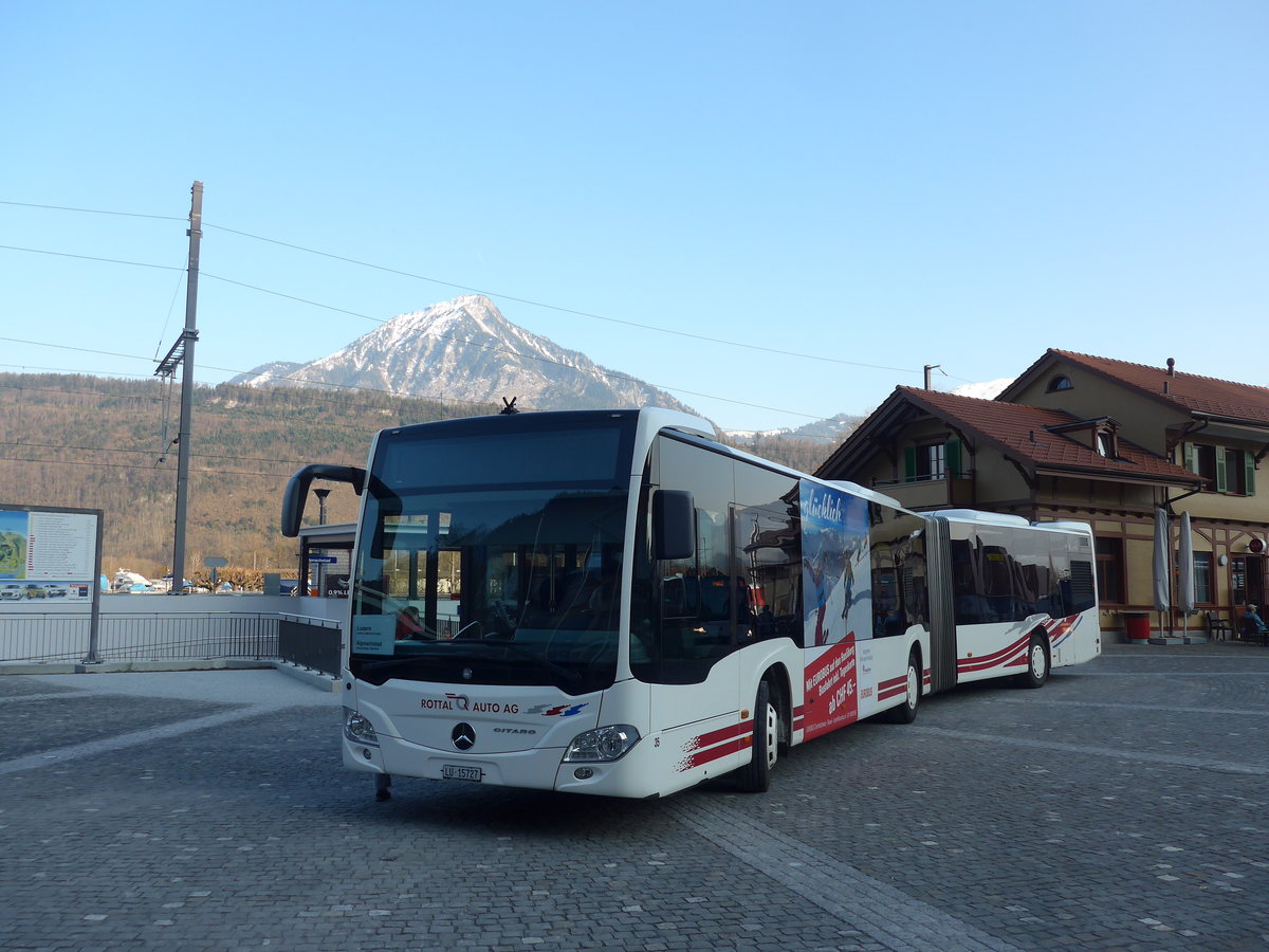 (203'404) - ARAG Ruswil - Nr. 35/LU 15'727 - Mercedes am 30. Mrz 2019 beim Bahnhof Alpnachstad