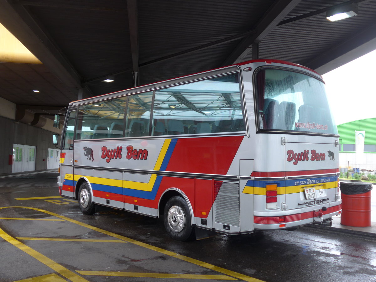 (203'914) - Dysli, Bern - Nr. 15/BE 20'417 - Setra (ex Auto-Transports, La C�te-aux-F�es) am 26. April 2019 in Pratteln, Rastst�tte