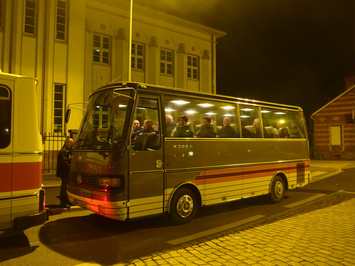 (204'126) - Aus Deutschland: ??? - S�W-U 604H - Setra (ex Schweizer Armee) am 26. April 2019 in Haguenau, Place Schumann