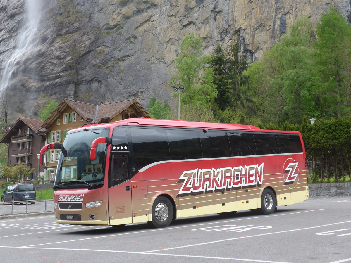 (205'301) - Zurkirchen, Malters - Nr. 14/LU 115'416 - Volvo am 19. Mai 2019 in Lauterbrunnen, Kirche