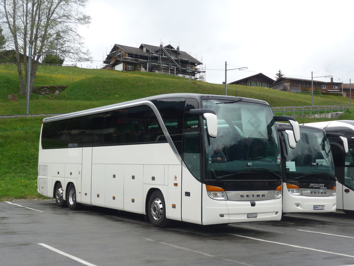 (205'325) - Meier, Z�rich - ZH 352'113 - Setra am 19. Mai 2019 in Grindelwald, Grund