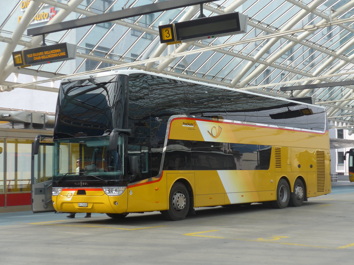 (206'200) - PostAuto Graub�nden - GR 170'404 - Van Hool am 9. Juni 2019 in Chur, Postautostation