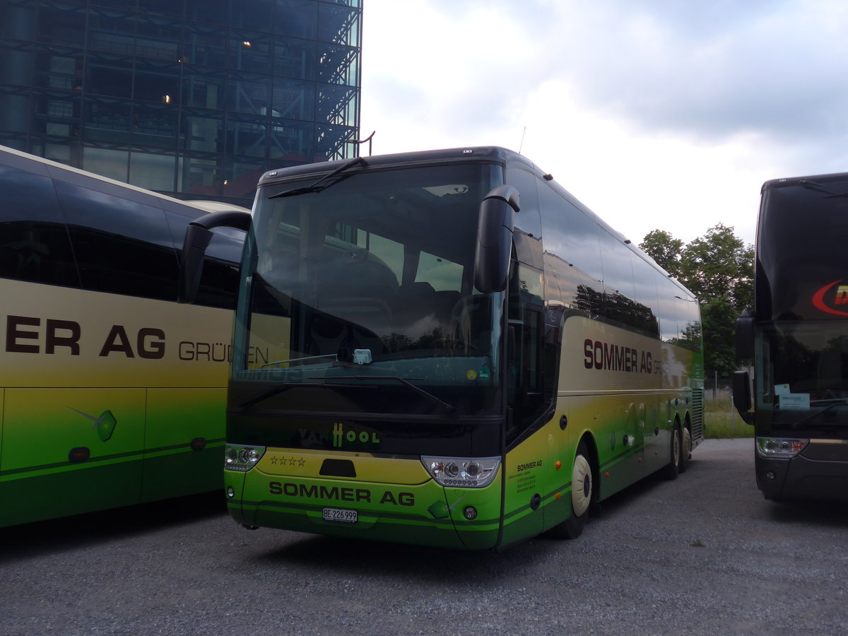 (206'642) - Sommer, Gr�nen - BE 226'999 - Van Hool am 22. Juni 2019 in Thun, Kleine Allmend