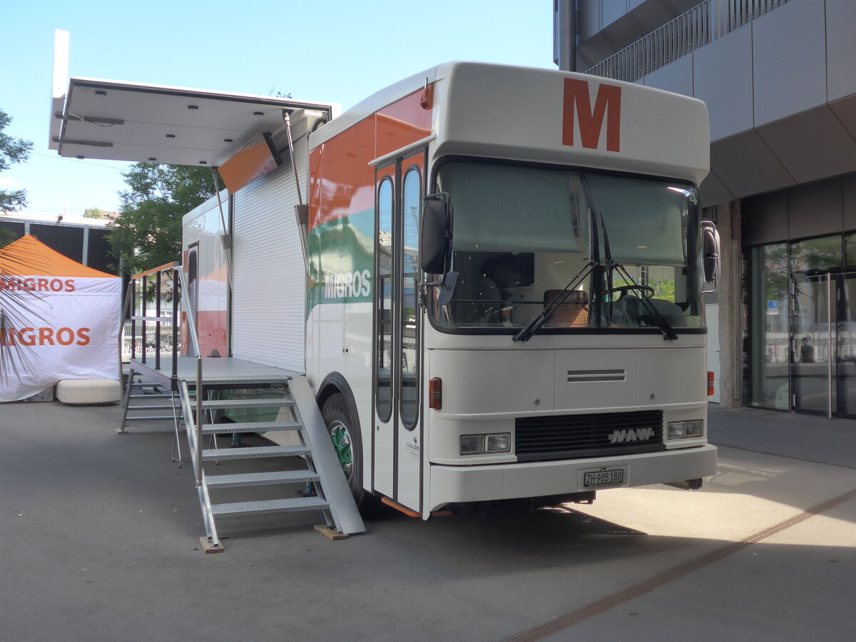 (206'760) - Migros, Z�rich - ZH 905'180 - NAW am 23. Juni 2019 in Winterthur, Migros Neuwiesen