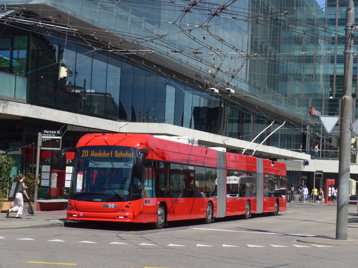 (206'771) - Bernmobil, Bern - Nr. 50 - Hess/Hess Doppelgelenktrolleybus am 24. Juni 2019 beim Bahnhof Bern