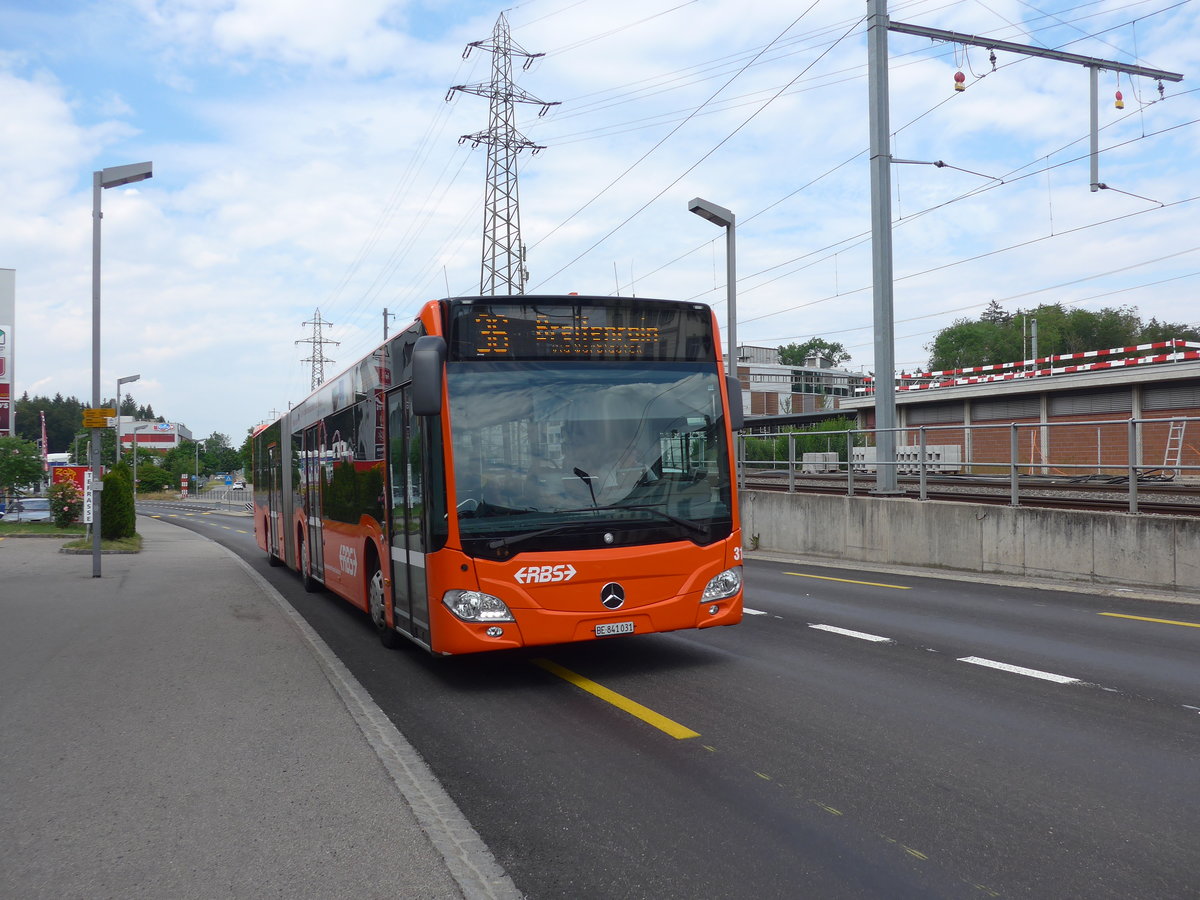 (207'597) - RBS Worblaufen - Nr. 31/BE 841'031 - Mercedes am 8. Juli 2019 beim Bahnhof Zollikofen