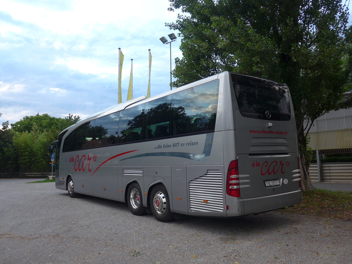 (208'607) - � la Carte, Liestal - BL 5577 - Mercedes am 10. August 2019 in Thun, Lachenwiese