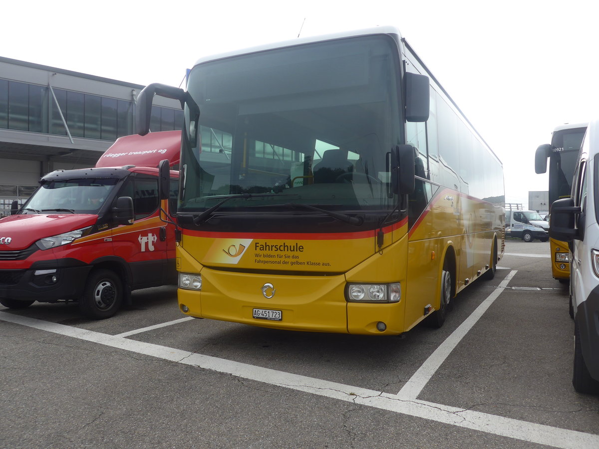 (208'639) - PostAuto Nordschweiz - AG 451'723 - Irisbus (ex PostAuto Bern) am 11. August 2019 in Hendschiken, Iveco