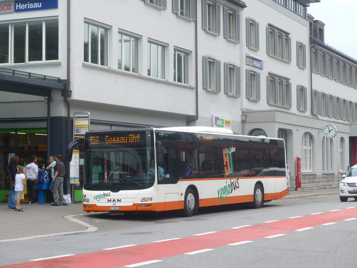 (208'908) - Regiobus, Gossau - Nr. 24/SG 88'221 - MAN am 17. August 2019 beim Bahnhof Herisau