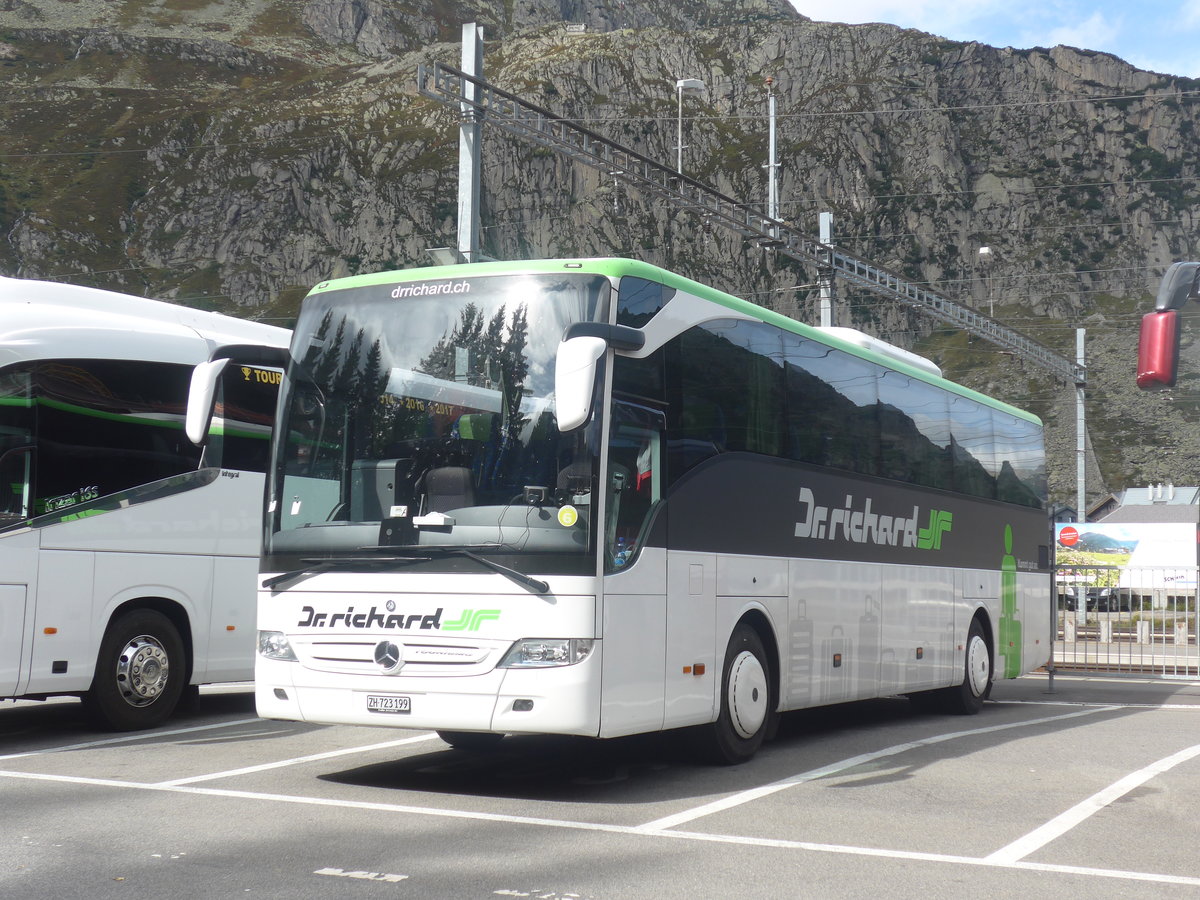 (209'766) - Dr. Richard, Z�rich - Nr. 5161/ZH 723'199 - Mercedes am 22. September 2019 beim Bahnhof Andermatt