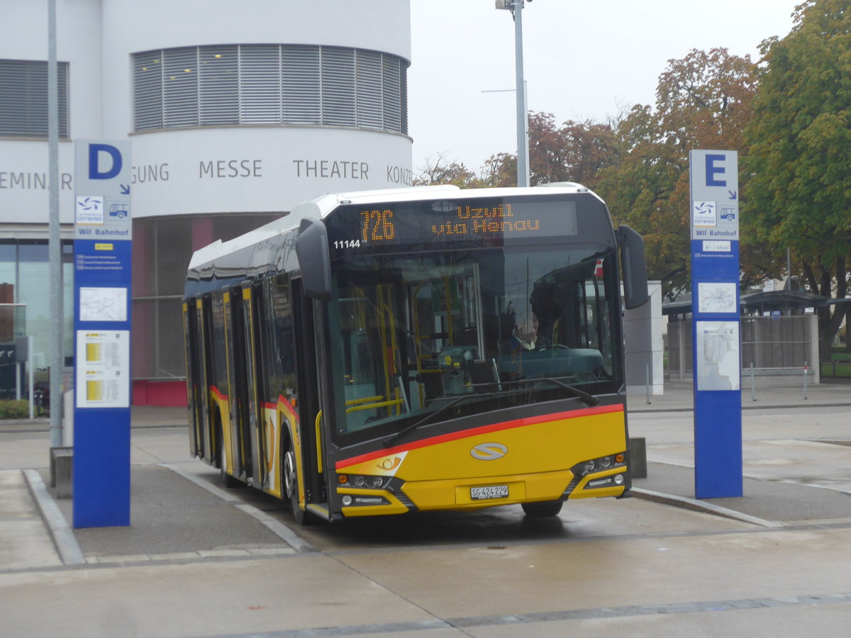 (209'935) - Schmidt, Oberb�ren - SG 424'229 - Solaris am 6. Oktober 2019 beim Bahnhof Wil
