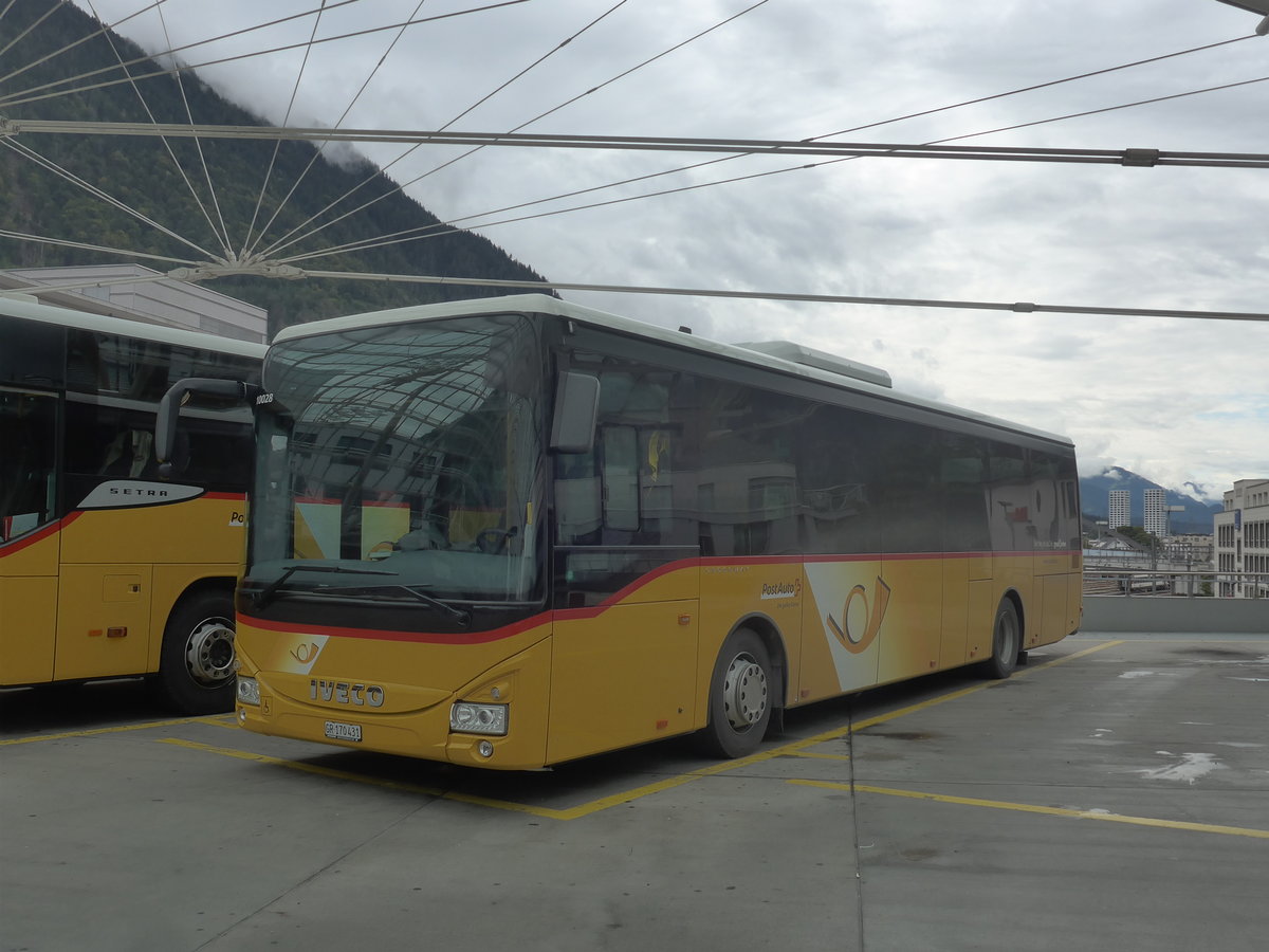 (210'005) - PostAuto Graub�nden - GR 170'431 - Iveco am 6. Oktober 2019 in Chur, Postautostation