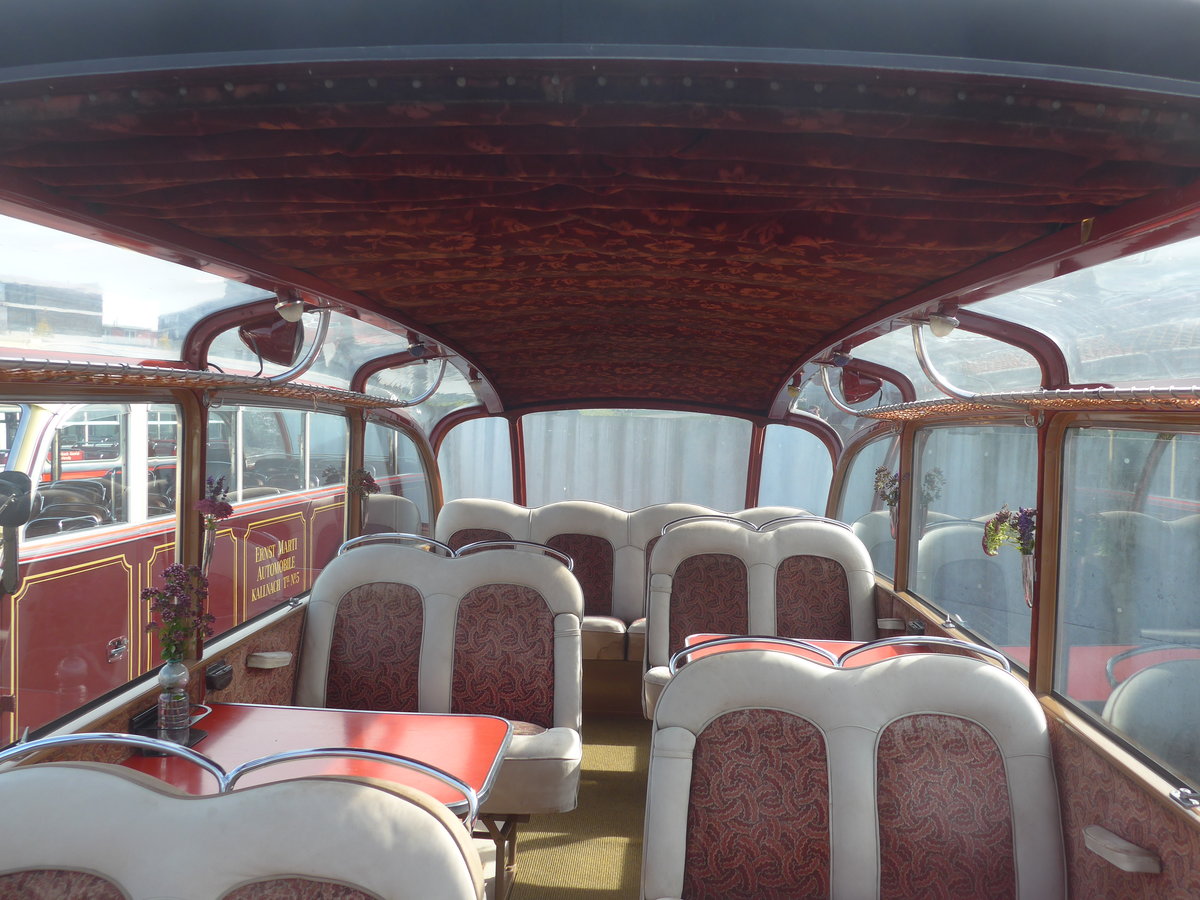 (210'238) - Aus Deutschland: Wiest-Sch�rmann, Hechingen - HCH-V 50H - Berna/R&J (ex AOE Langnau; ex SER Langnau) am 12. Oktober 2019 in Bern, Westside (Innenaufnahme)