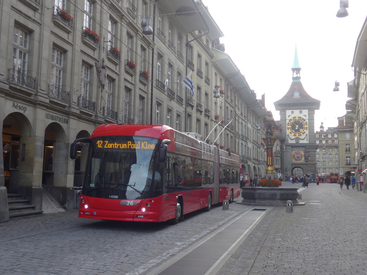 (210'466) - Bernmobil, Bern - Nr. 26 - Hess/Hess Gelenktrolleybus am 20. Oktober 2019 in Bern, Marktgasse