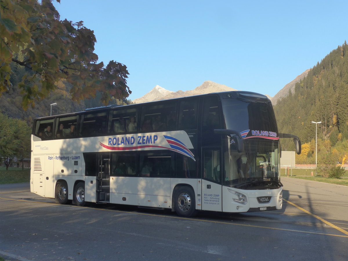 (210'505) - Zemp, Rothenburg - Nr. 12/LU 36'700 - VDL am 26. Oktober 2019 in Ambr�-Piotta, Rastst�tte