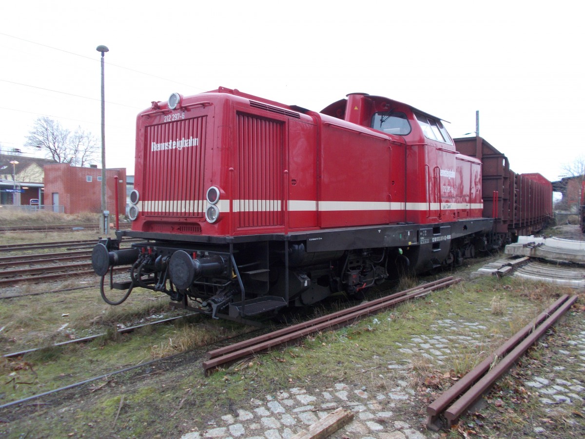 212 297-6,von der Rennsteigbahn kam,am 26.Januar 2015,nach Bergen/Rügen.