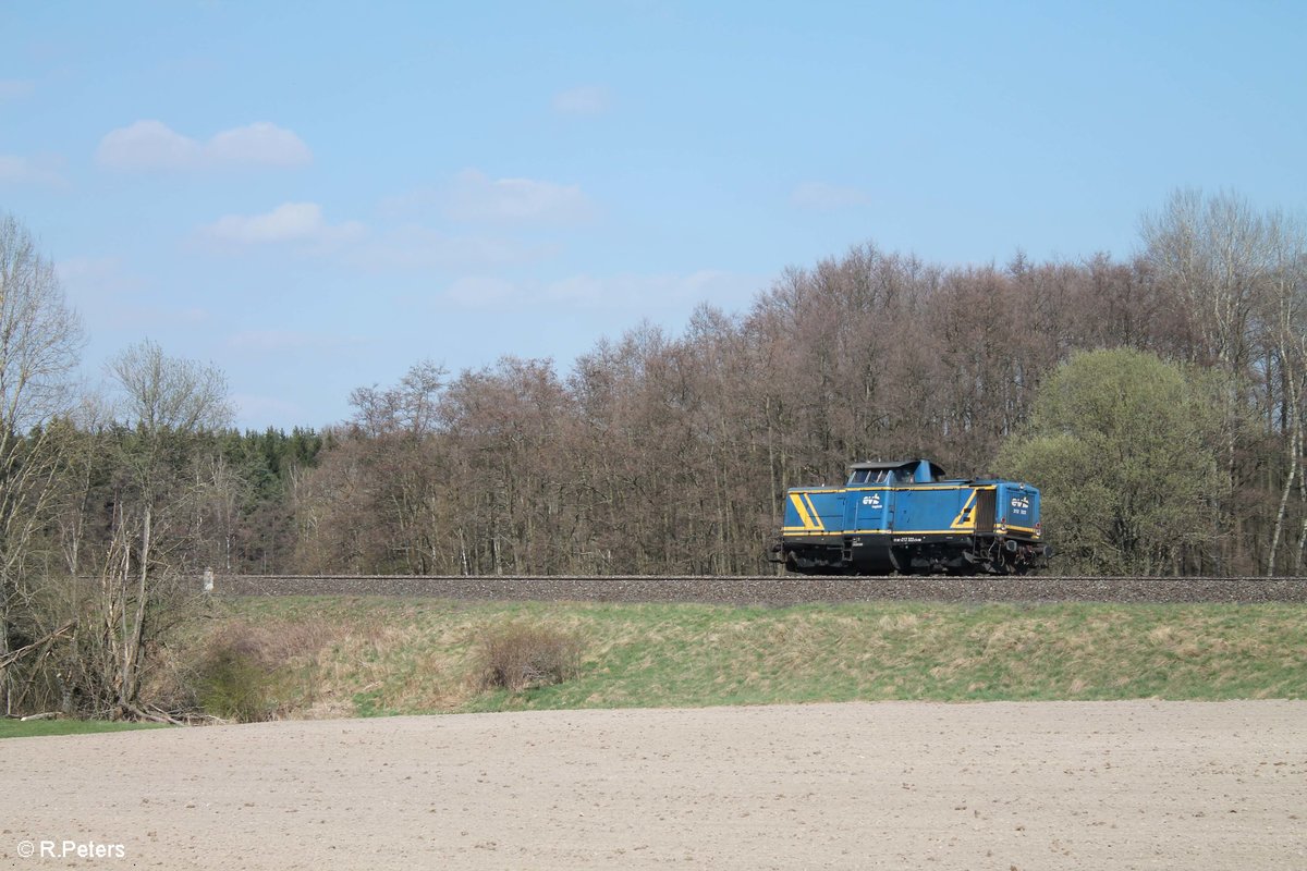 212 322 rollt Lz bei Oberteich in Richtung Cheb um ein Kesselzug zu holen. 09.04.17