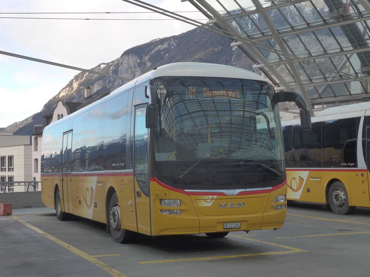 (212'553) - PostAuto Graubnden - GR 173'204 - MAN am 7. Dezember 2019 in Chur, Postautostation