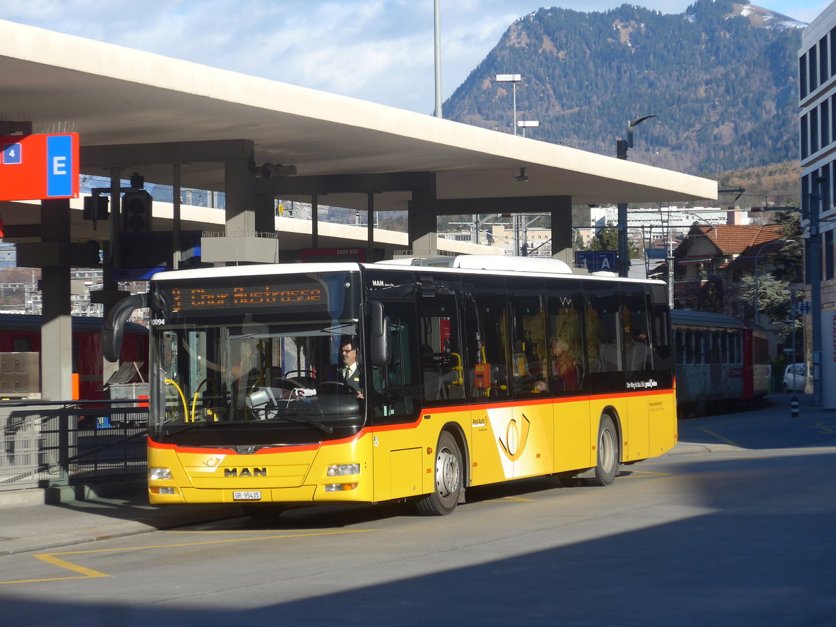 (212'625) - D�nser, Trimmis - GR 95'435 - MAN am 7. Dezember 2019 beim Bahnhof Chur