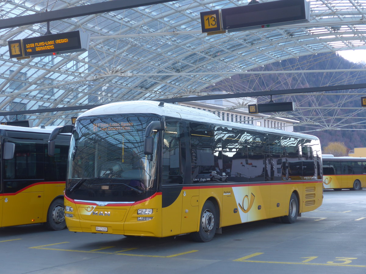 (212'639) - PostAuto Graub�nden - GR 173'205 - MAN am 7. Dezember 2019 in Chur, Postautostation